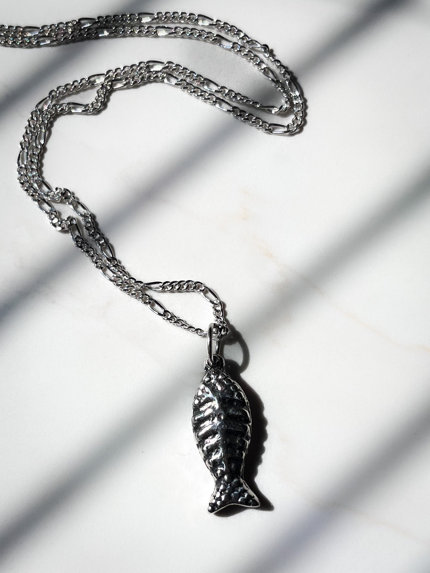 Bone fish no Gemstone on a chain