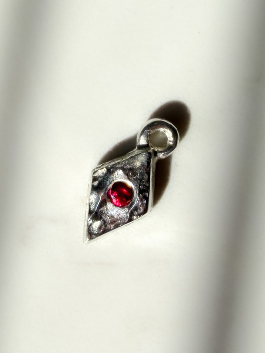 Mata Ruby Charm