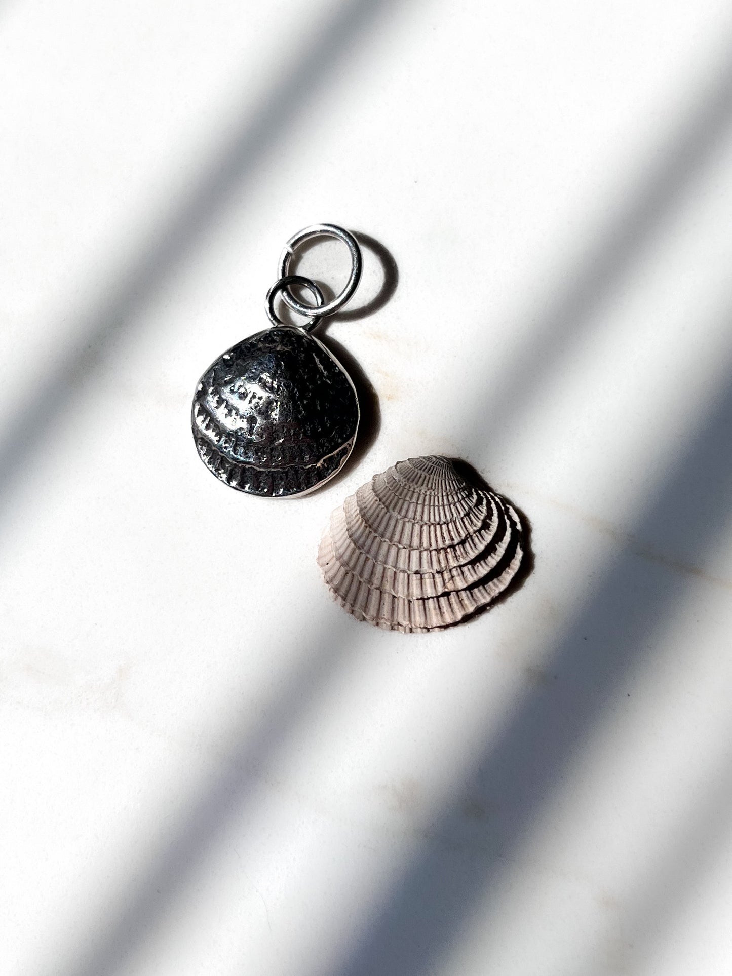 Mini Fan Shell Charm